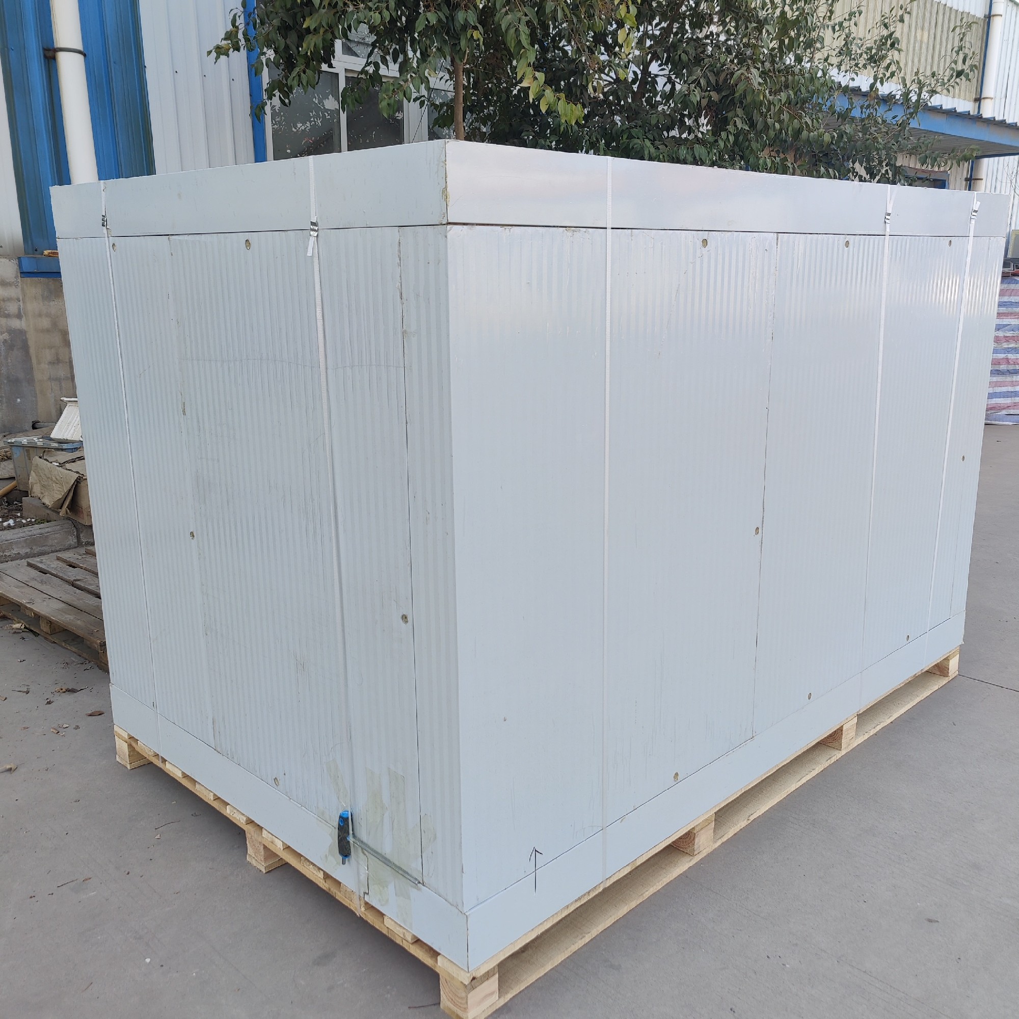 托盘式真空保温箱